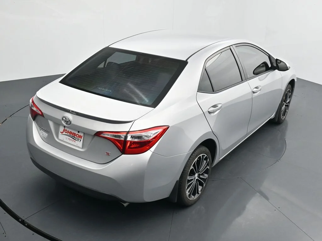 Used 2016  Toyota S Plus image 26