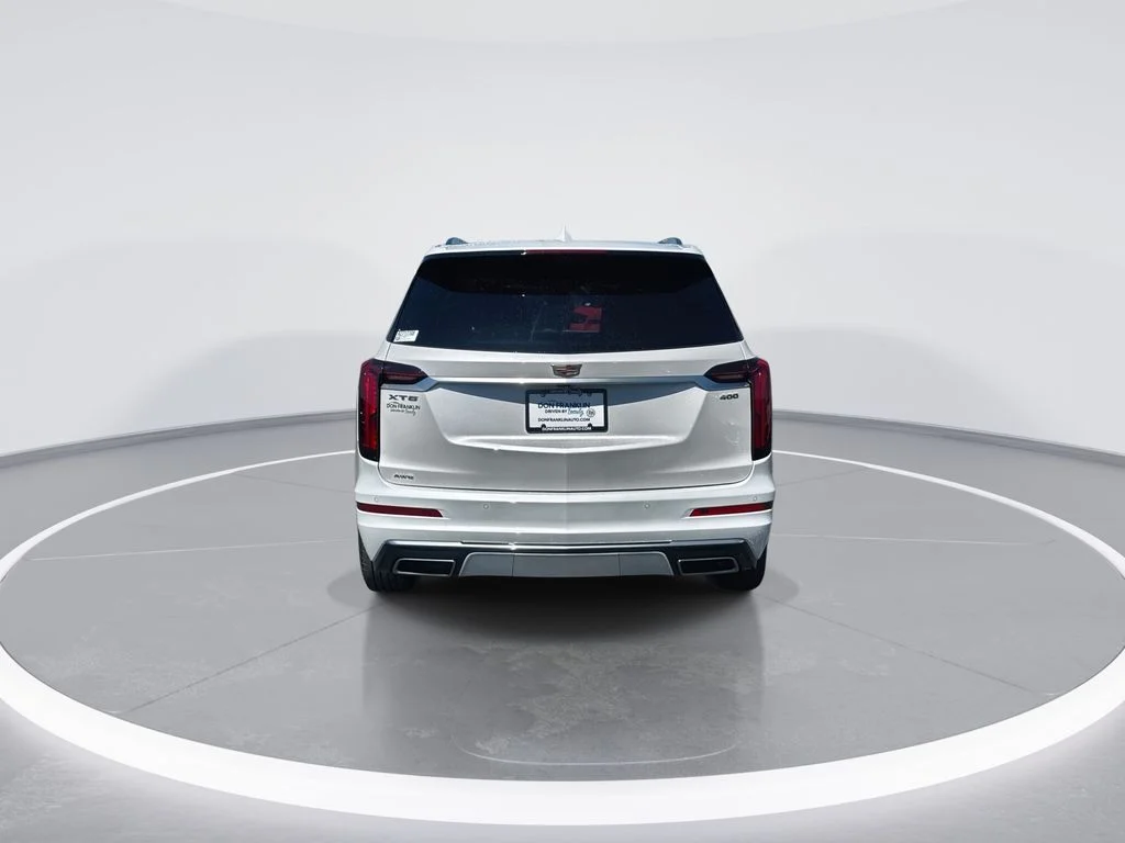Used 2024 White Cadillac Premium Luxury image 7