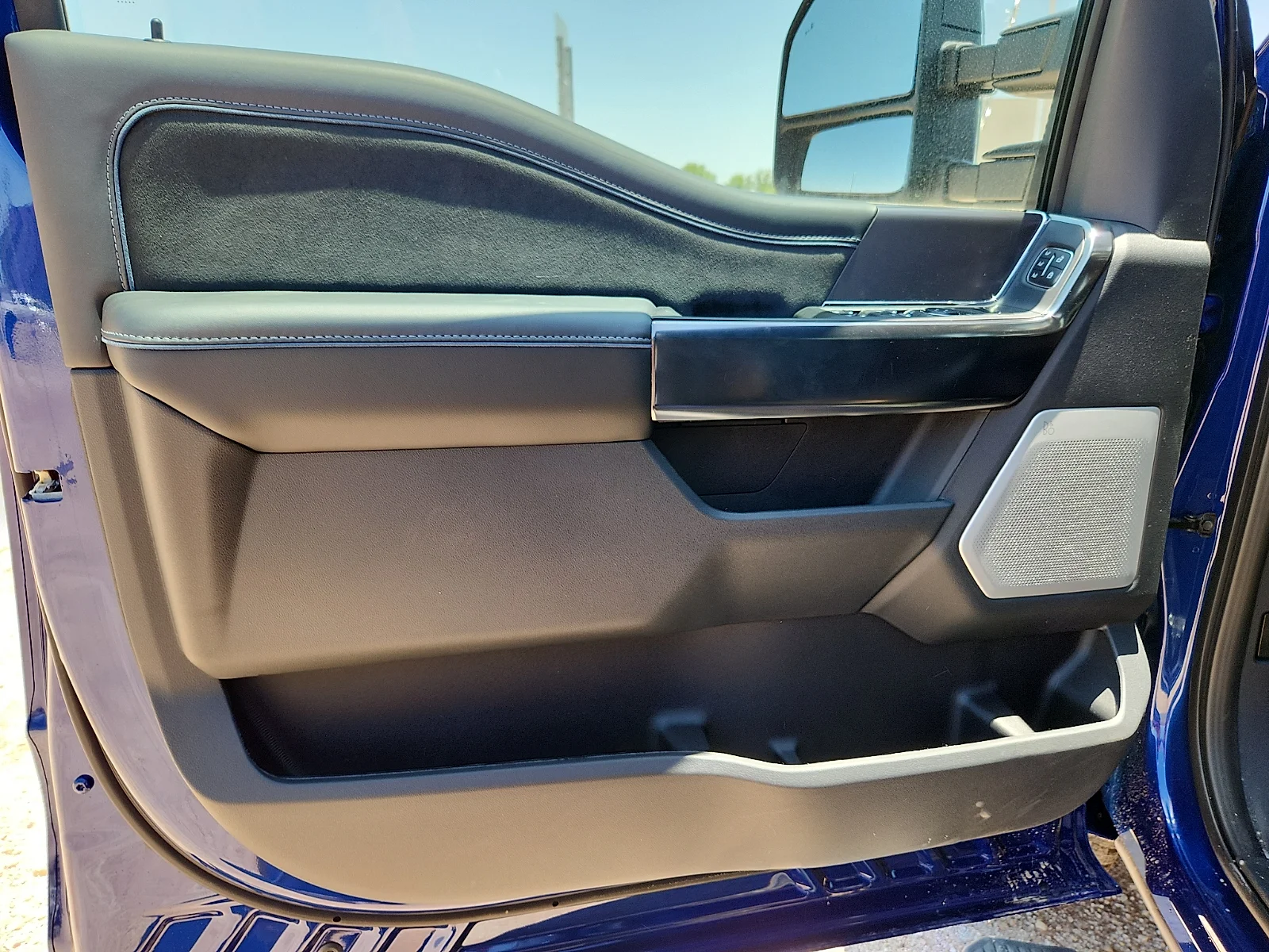 New 2026 Argon Blue Metallic Ford F-250® Platinum® image 14
