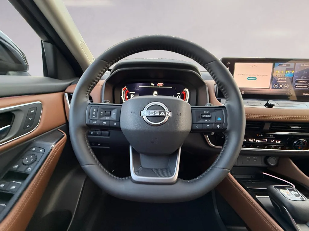 New 2026 White Nissan Platinum image 13