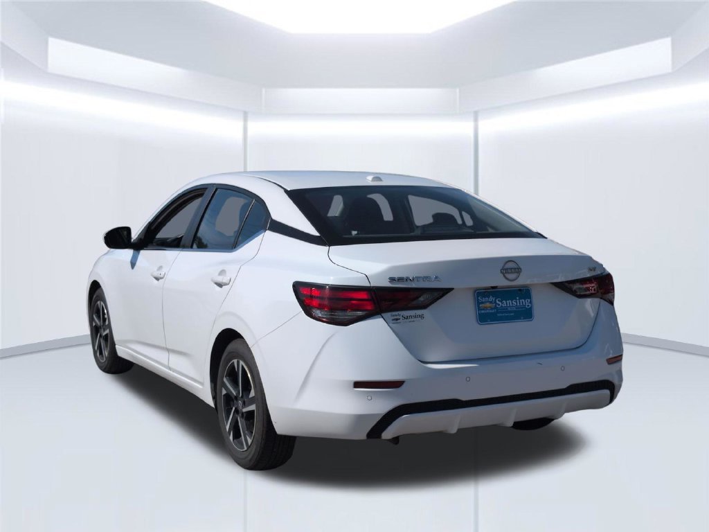 Used 2024 White Nissan SV image 4