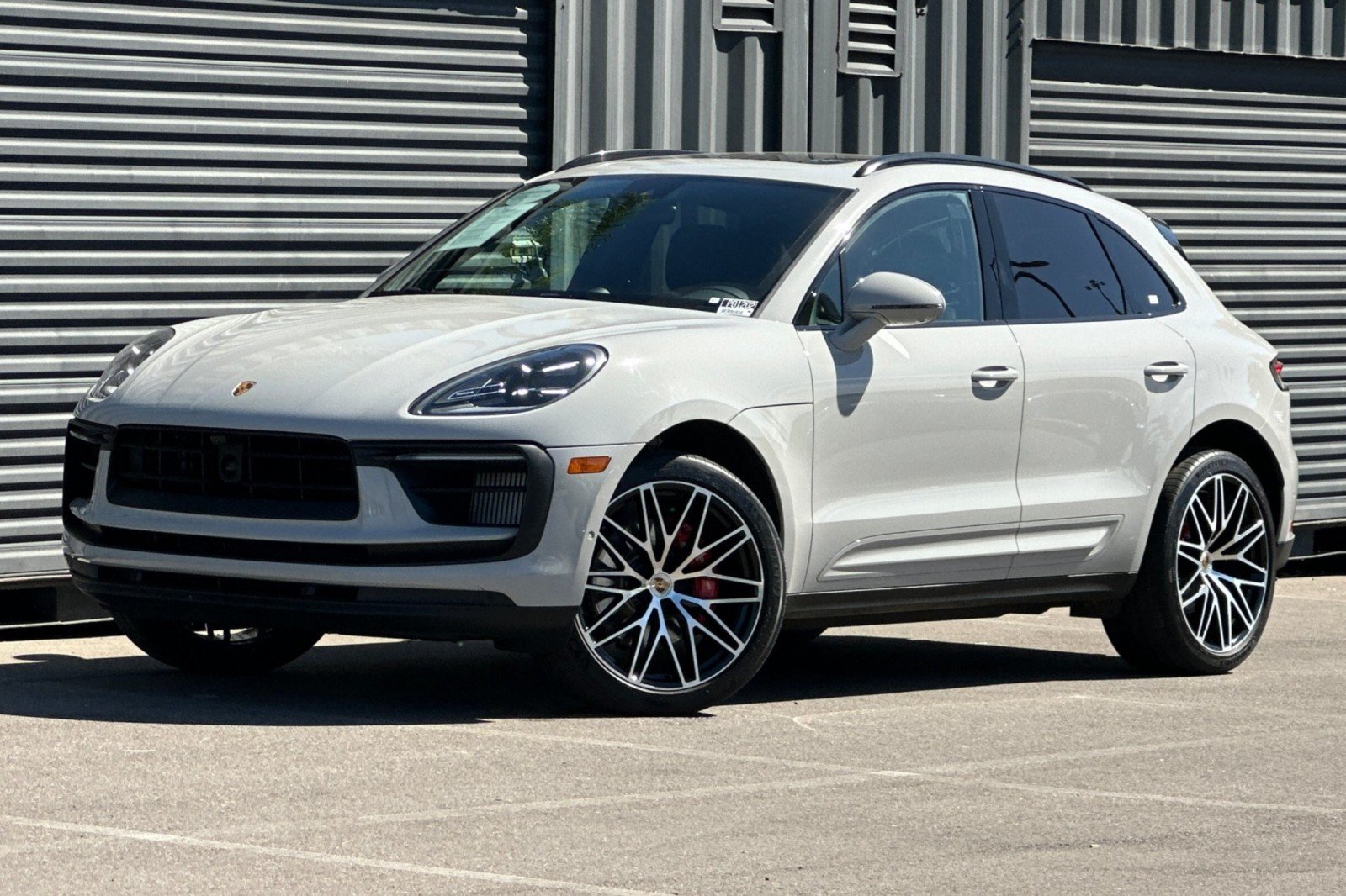 2023 Porsche Macan