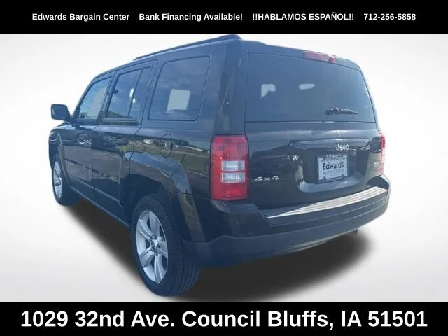 Used 2014 Black Jeep Latitude image 5