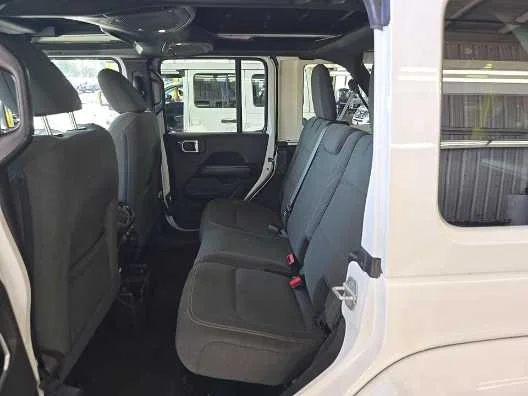 Used 2026 Bright White Clearcoat Jeep Sahara image 9