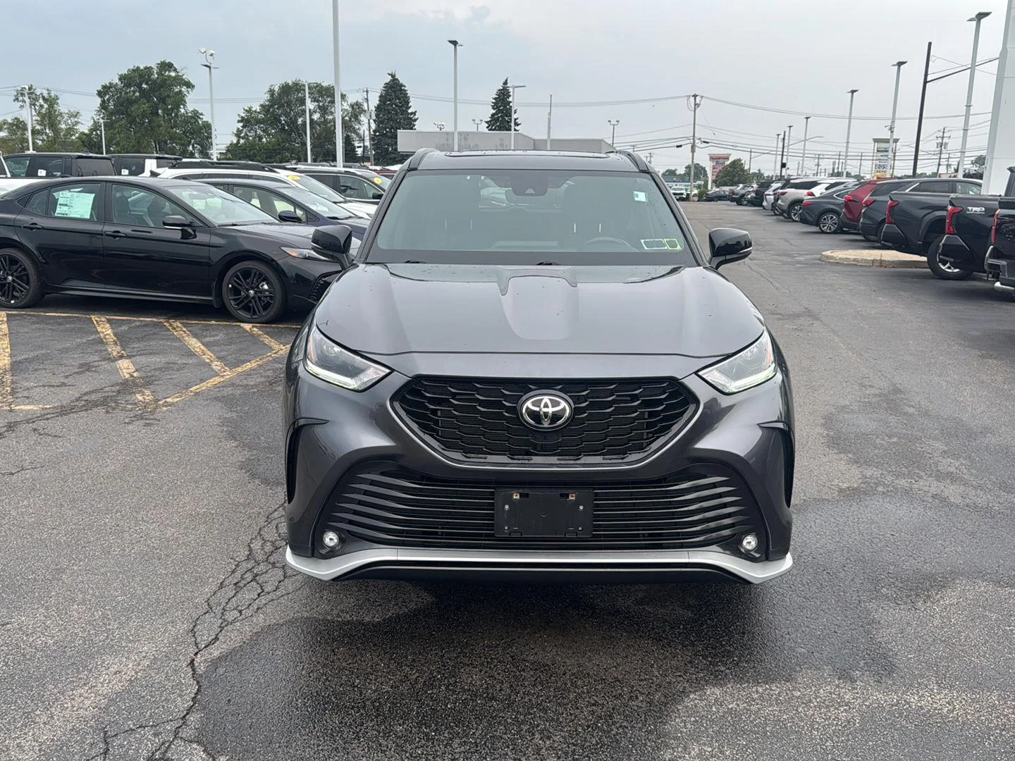 Used 2023 Magnetic Gray Metallic Toyota XSE image 2