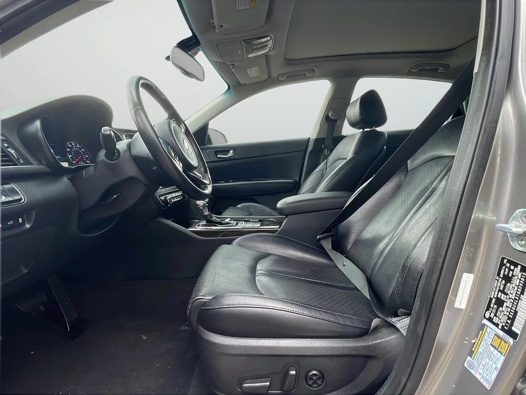 Used 2016 Gray Kia EX image 10