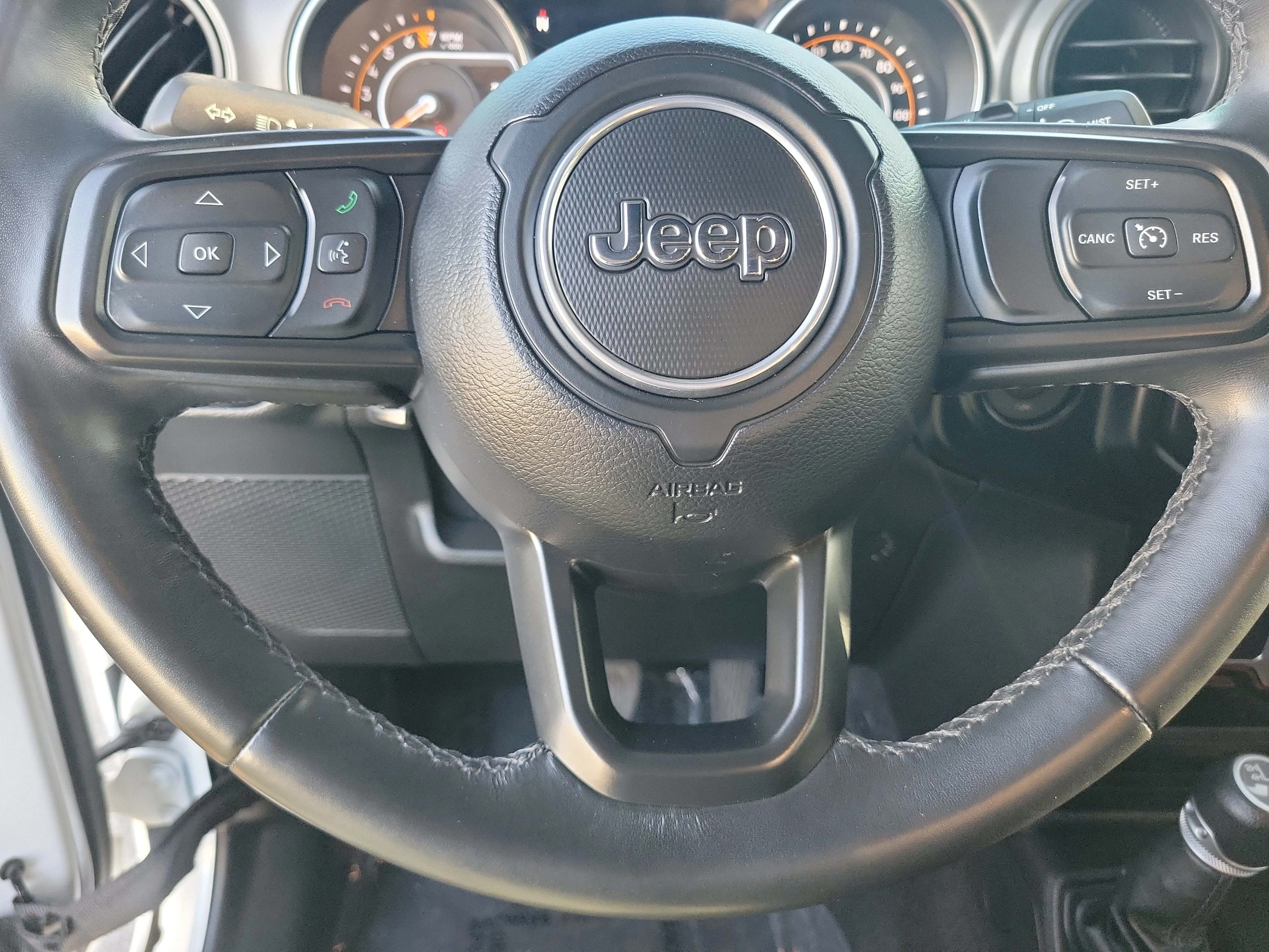 Used 2022 White Jeep Unlimited High Tide image 21
