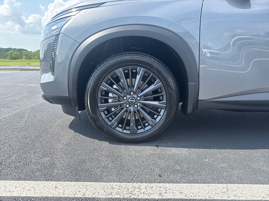 New 2026 Gray Nissan SL image 11