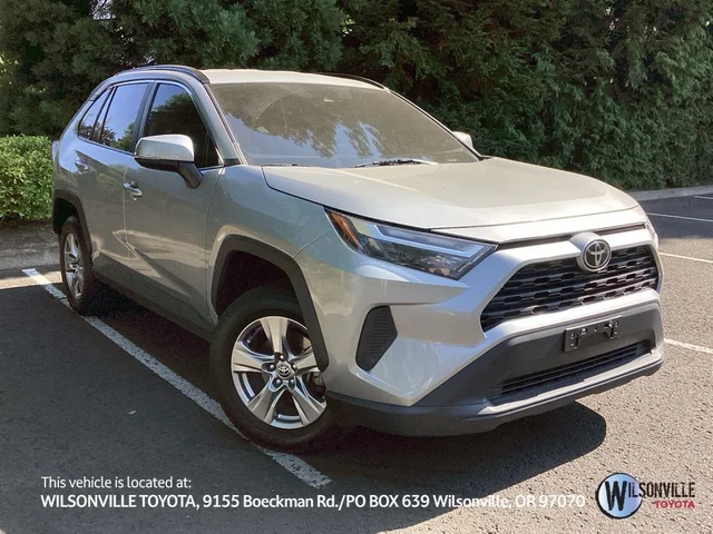 2022 Toyota RAV4 XLE