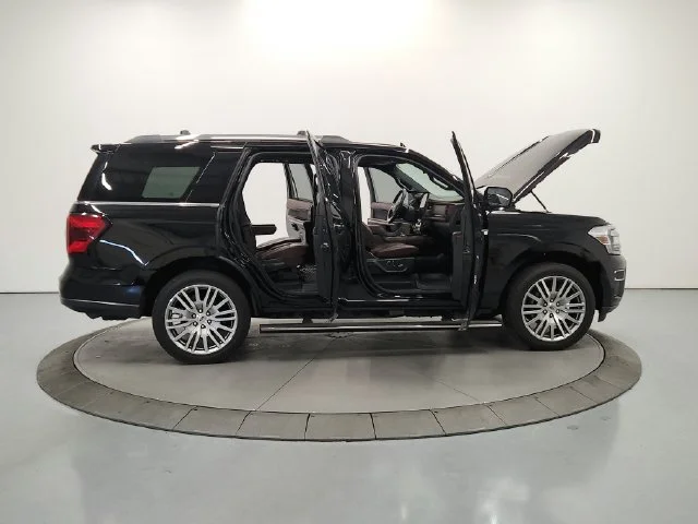 Used 2023 Black Ford Limited image 17