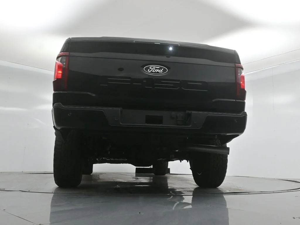 New 2026 Agate Black Metallic Ford XLT image 47