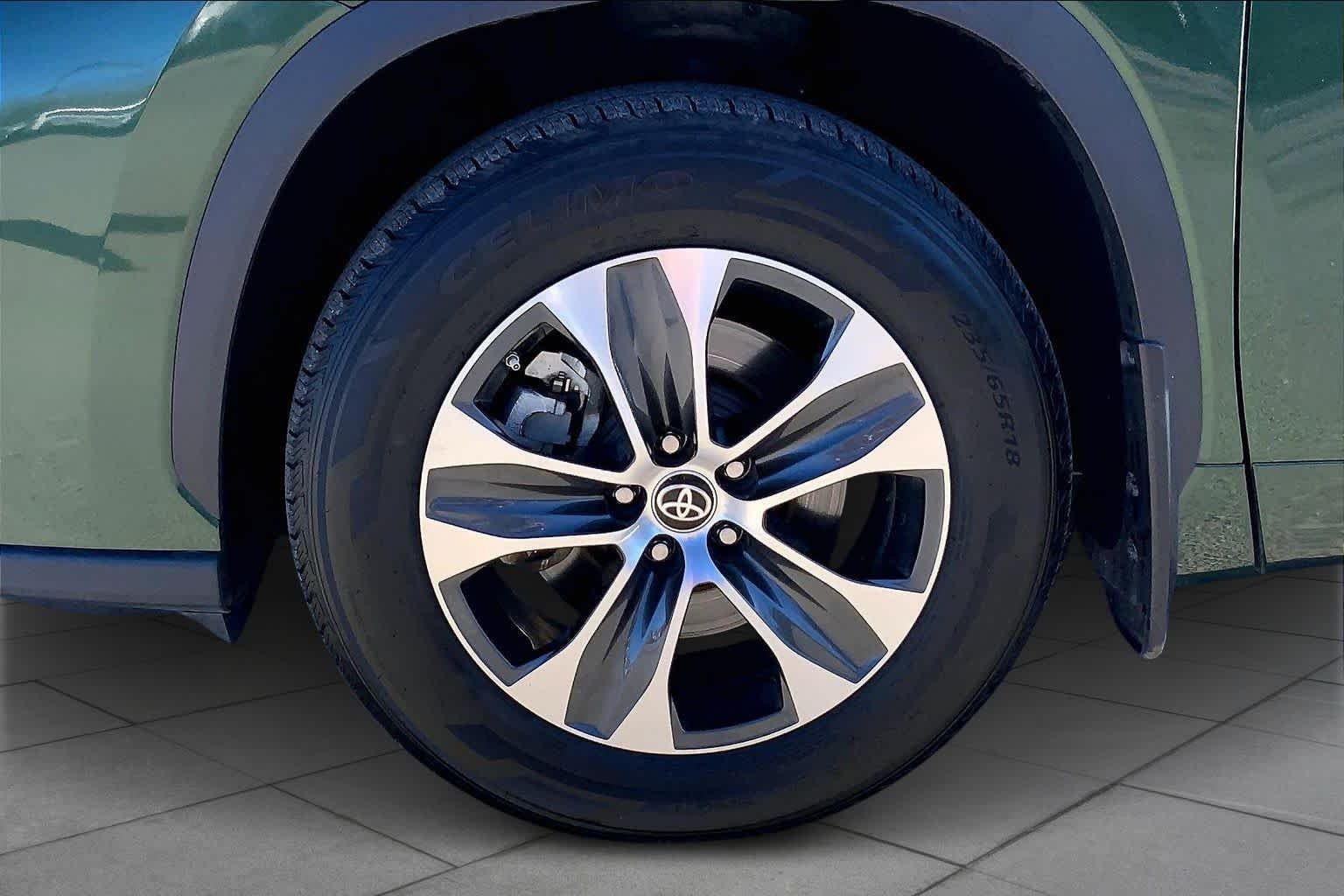 Used 2023 Cypress Toyota XLE image 11