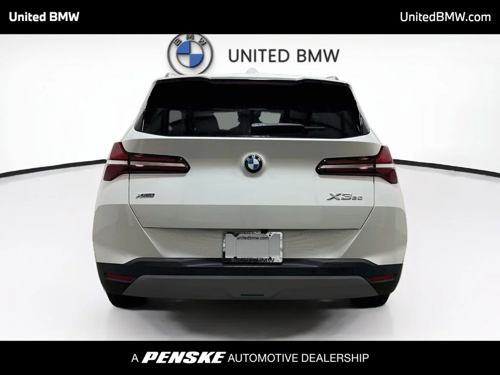 New 2026 Alpine White BMW 30 xDrive image 6