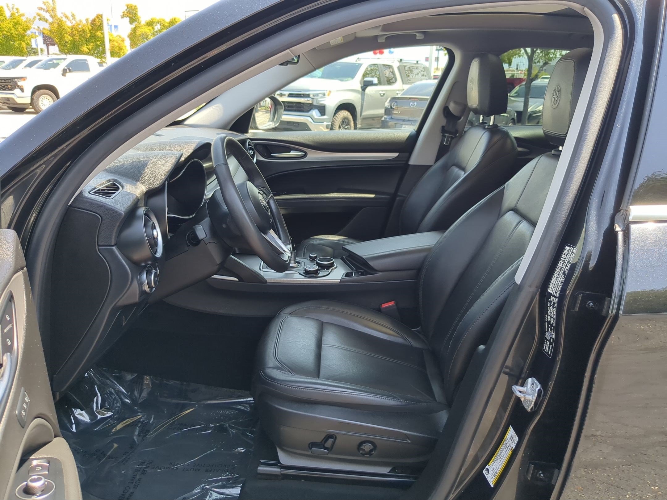 Used 2018 Black Alfa Romeo AWD image 24