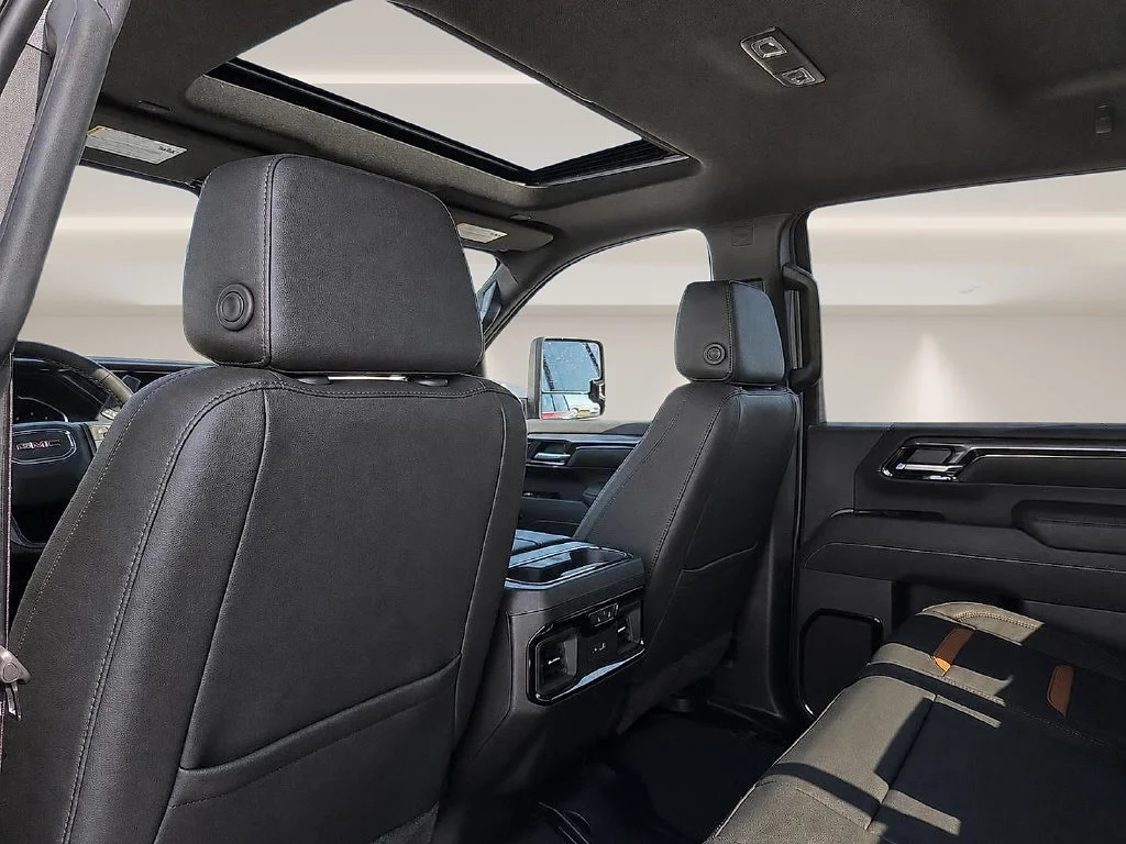 2026 GMC Sierra 2500HD AT4 - Photo 11