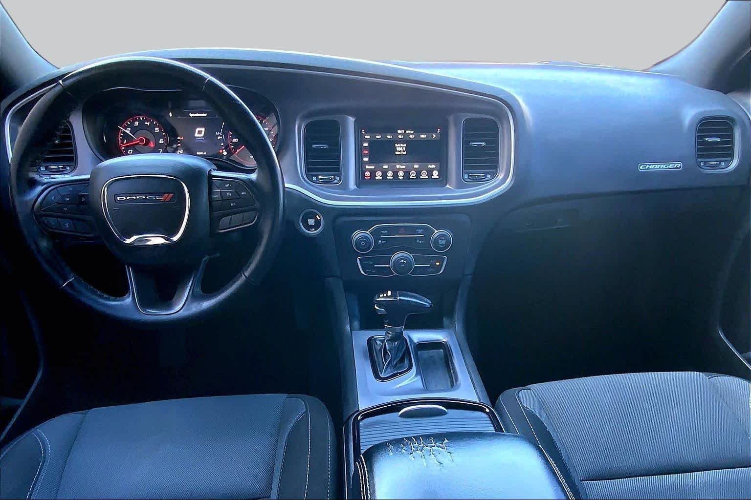 Used 2021 Torred Clearcoat Dodge SXT image 15