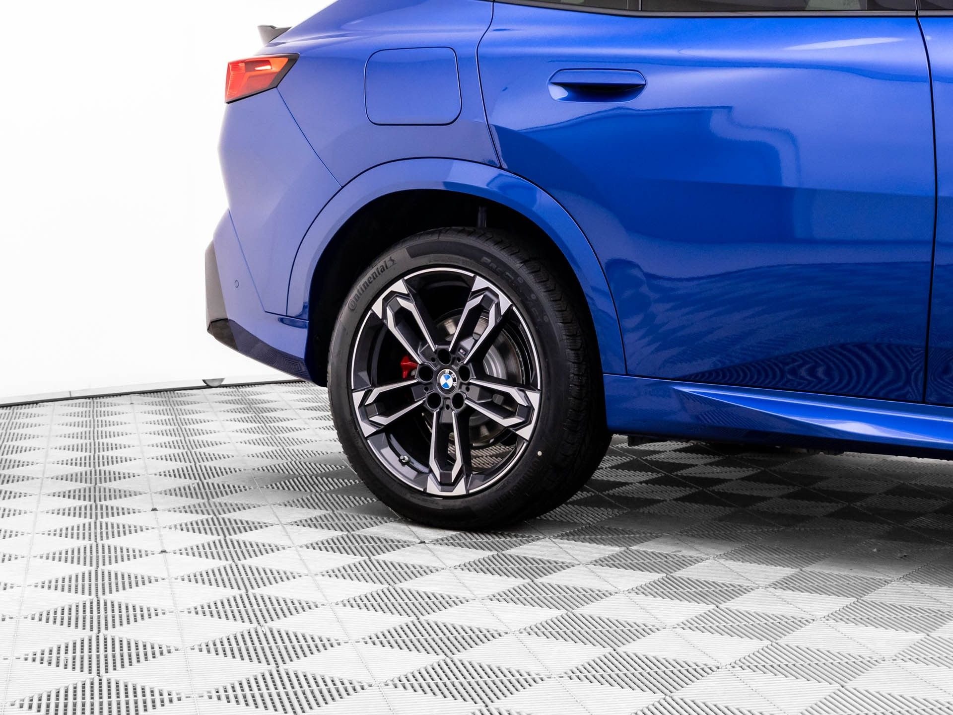 New 2026 Portimao Blue Metallic BMW xDrive28i image 31
