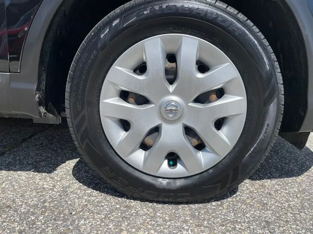 Used 2020 Black Nissan S image 5