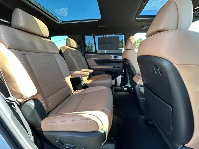 2026 Hyundai Santa Fe Limited - Photo 7