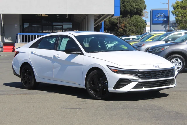 2026 Hyundai Elantra SEL Sport