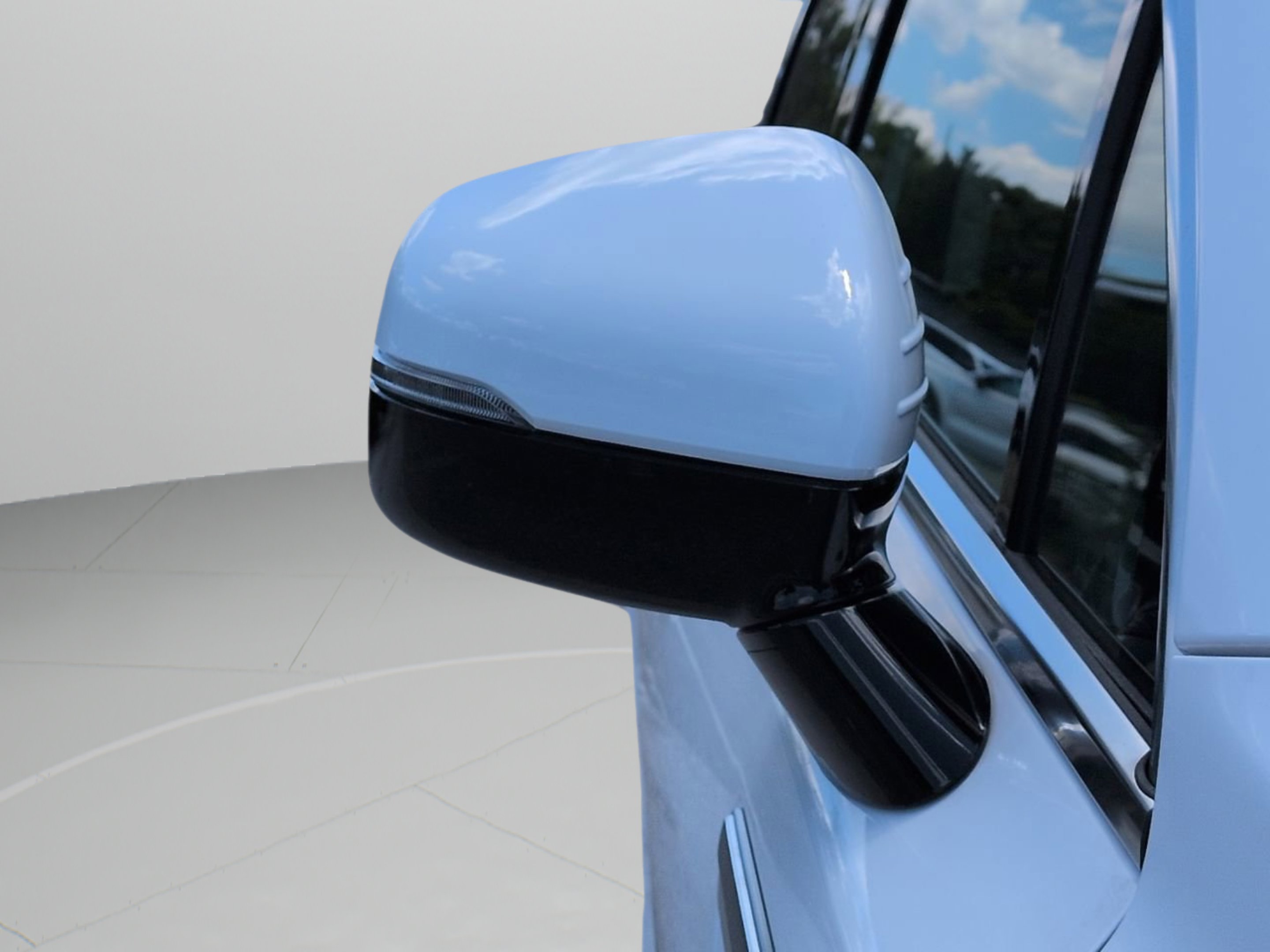 New 2026 Glacial White Kia LX image 15