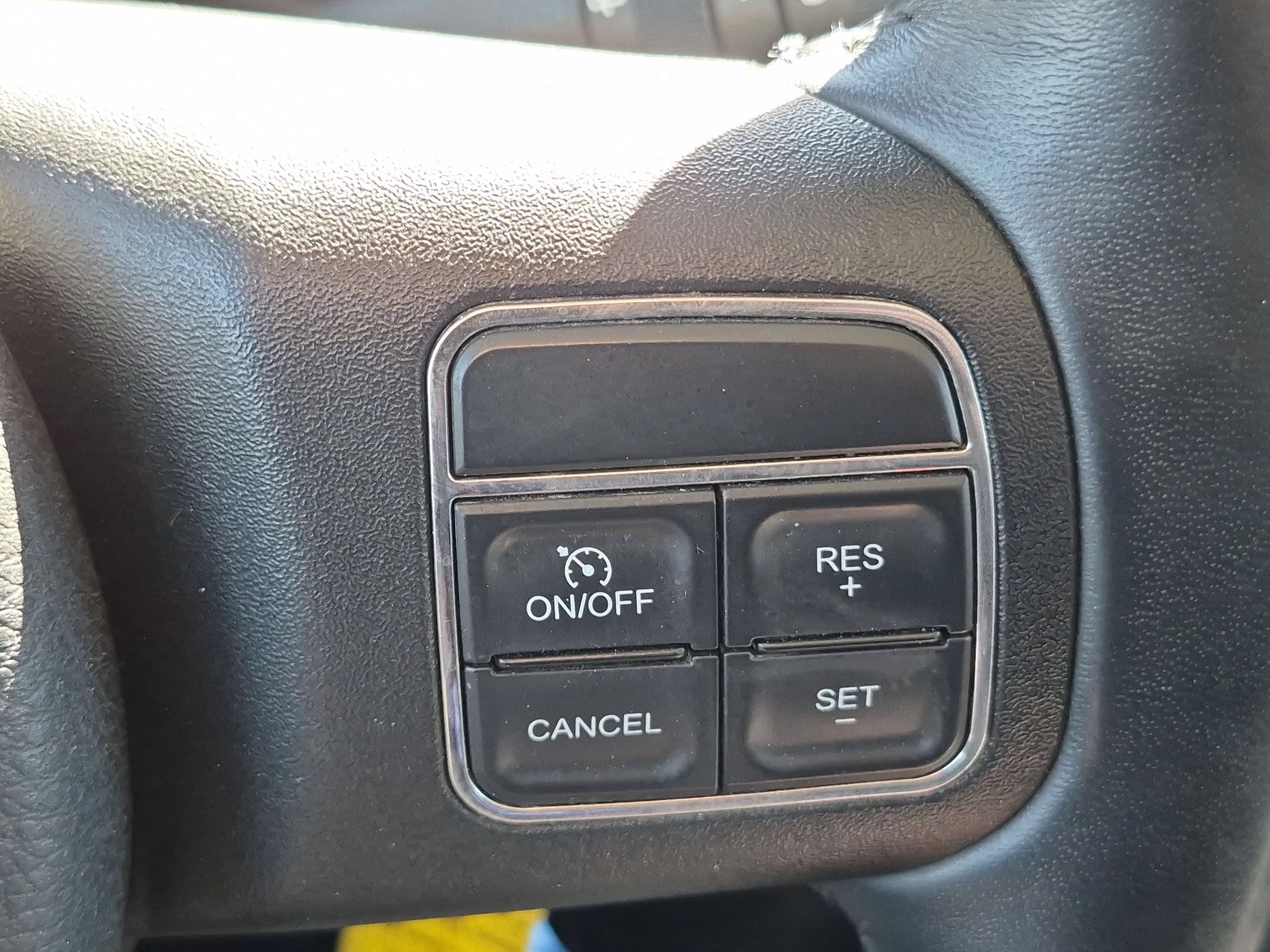 Used 2013 Billet Silver Metallic Jeep Sahara image 18