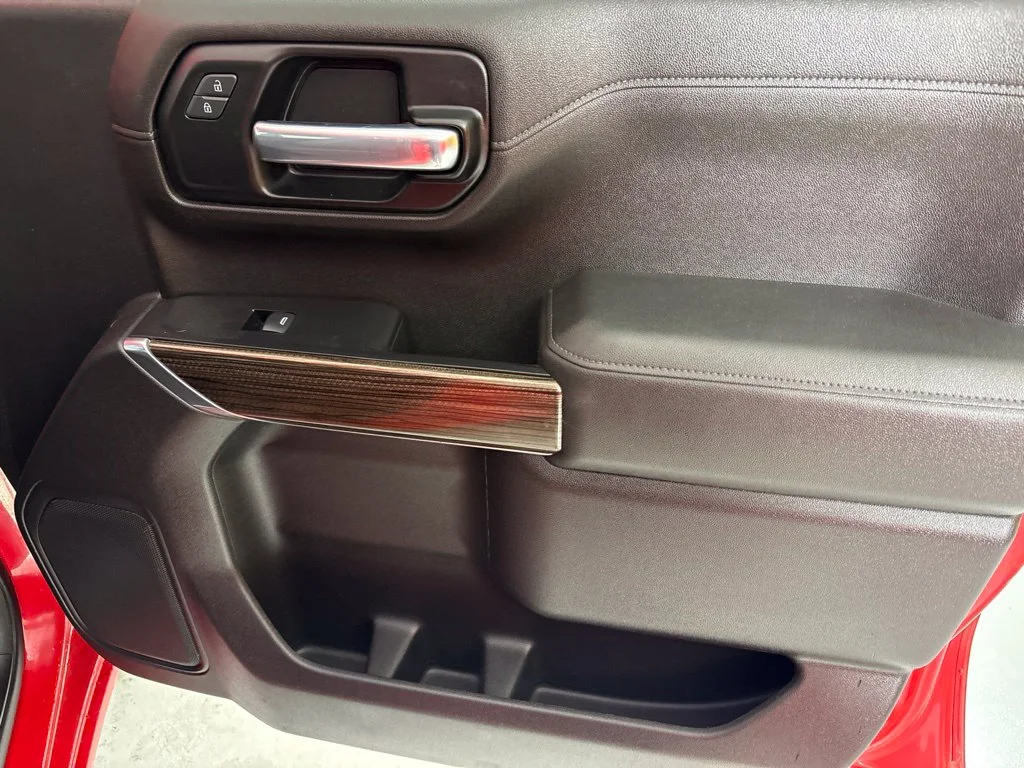 Used 2021 Red Chevrolet LT image 20