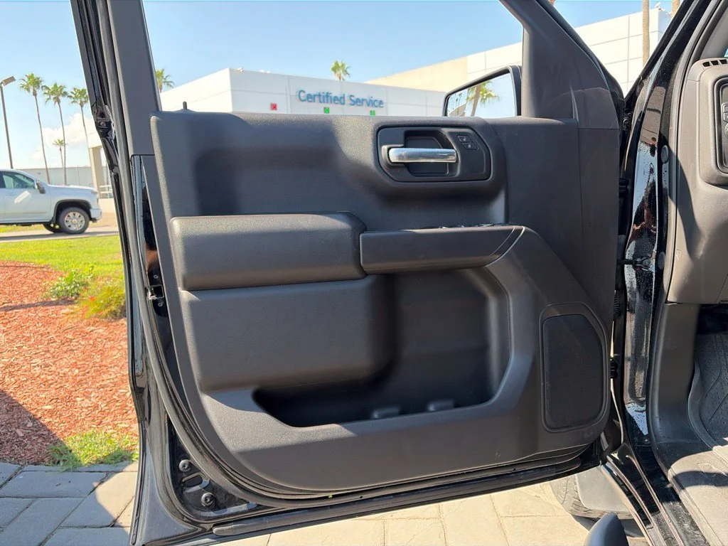 Used 2024 Black Chevrolet Custom image 12