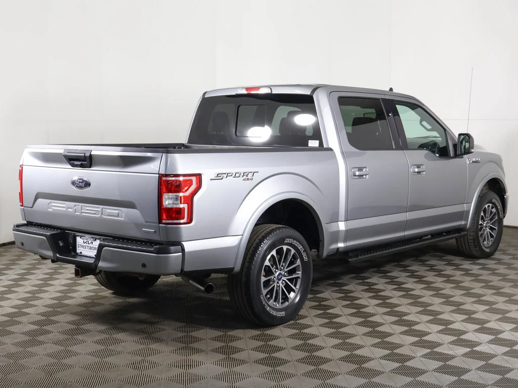 Used 2020 Silver Ford XLT image 8