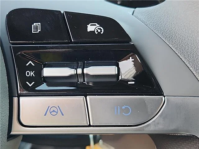 New 2026 Amazon Gray Hyundai SE image 16