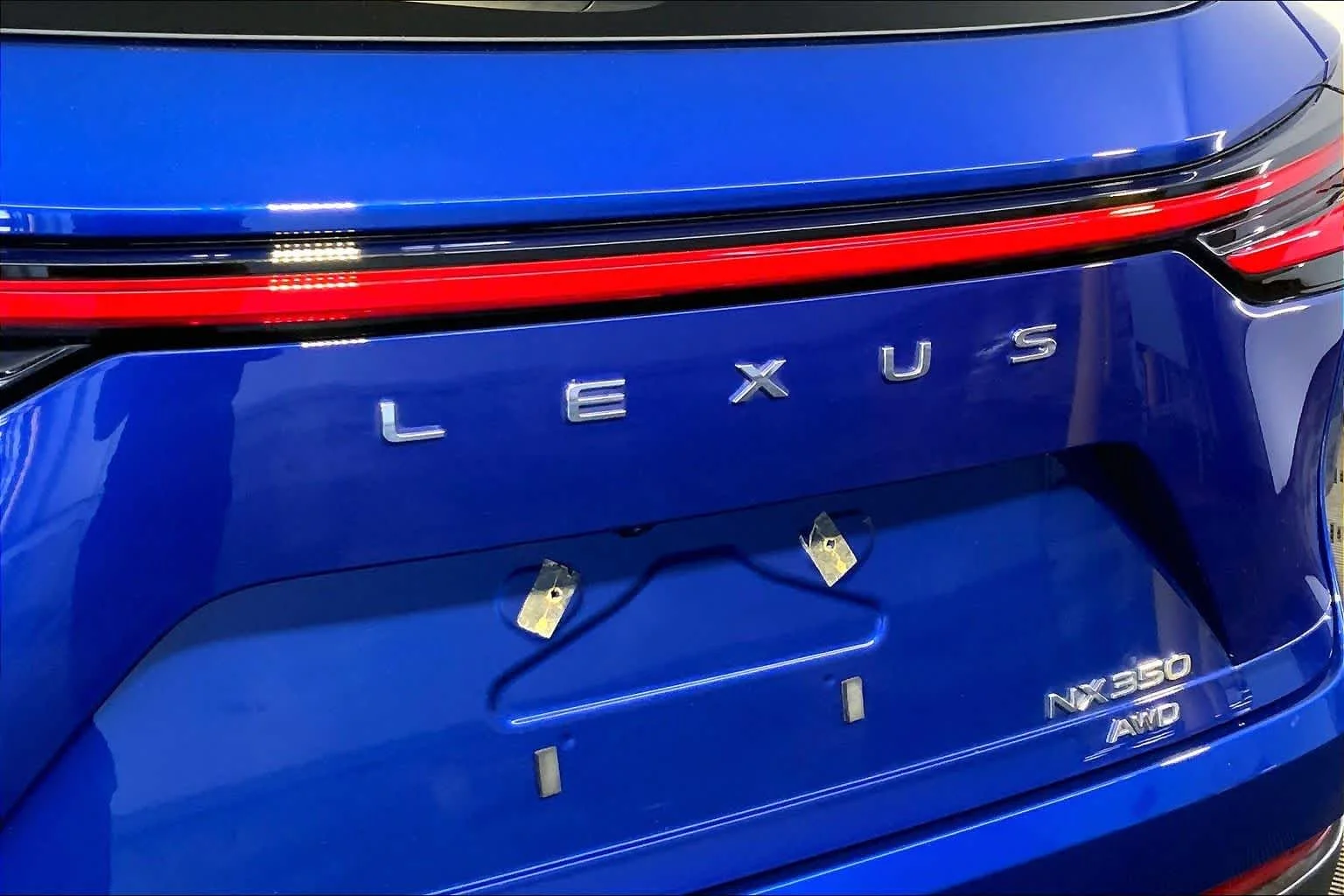 Used 2024 Ultrasonic Blue Mica 2.0 Lexus F SPORT Handling image 33