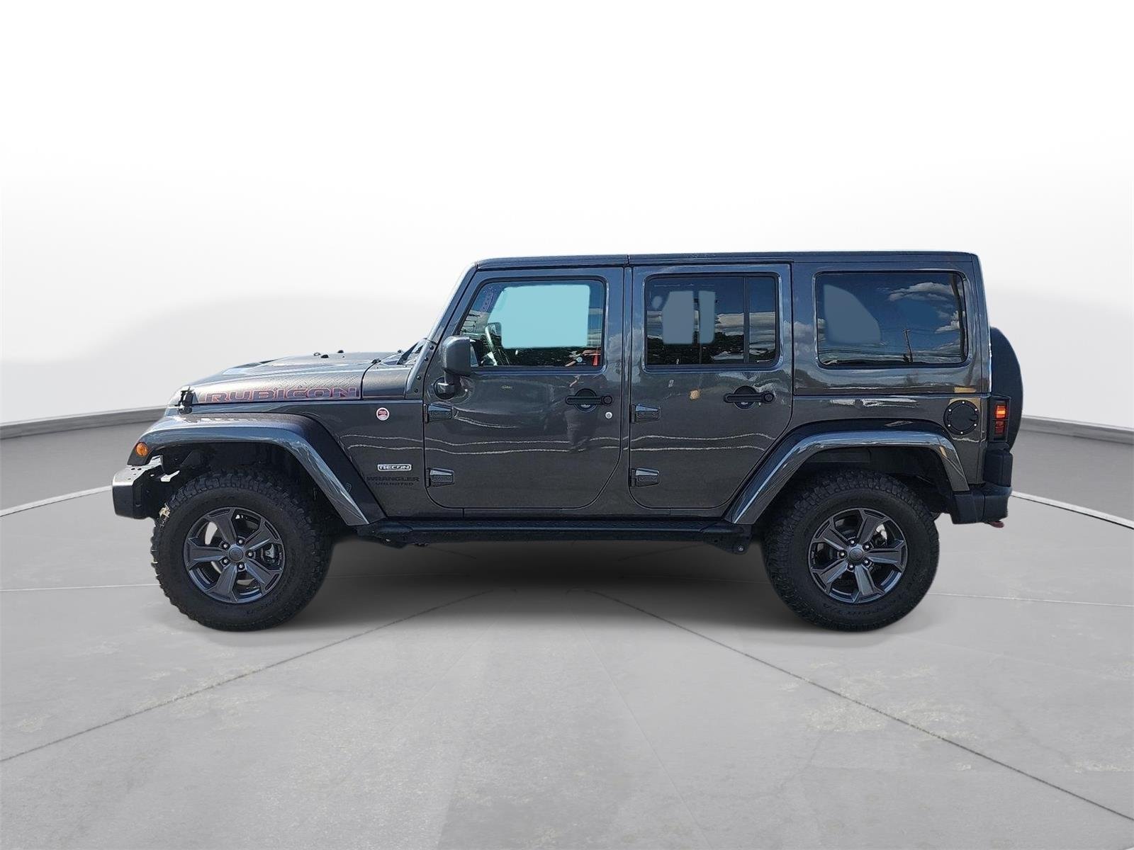 Used 2017 Granite Crystal Metallic Clearcoat Jeep Rubicon Recon image 8