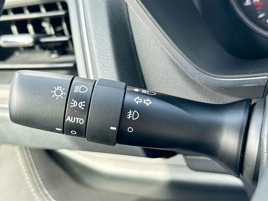 2026 Subaru Ascent Limited - Photo 12
