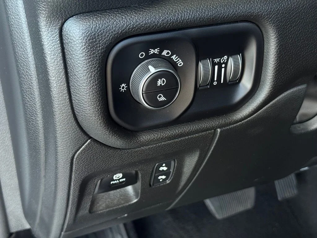 Used 2025 White Ram Rebel image 31