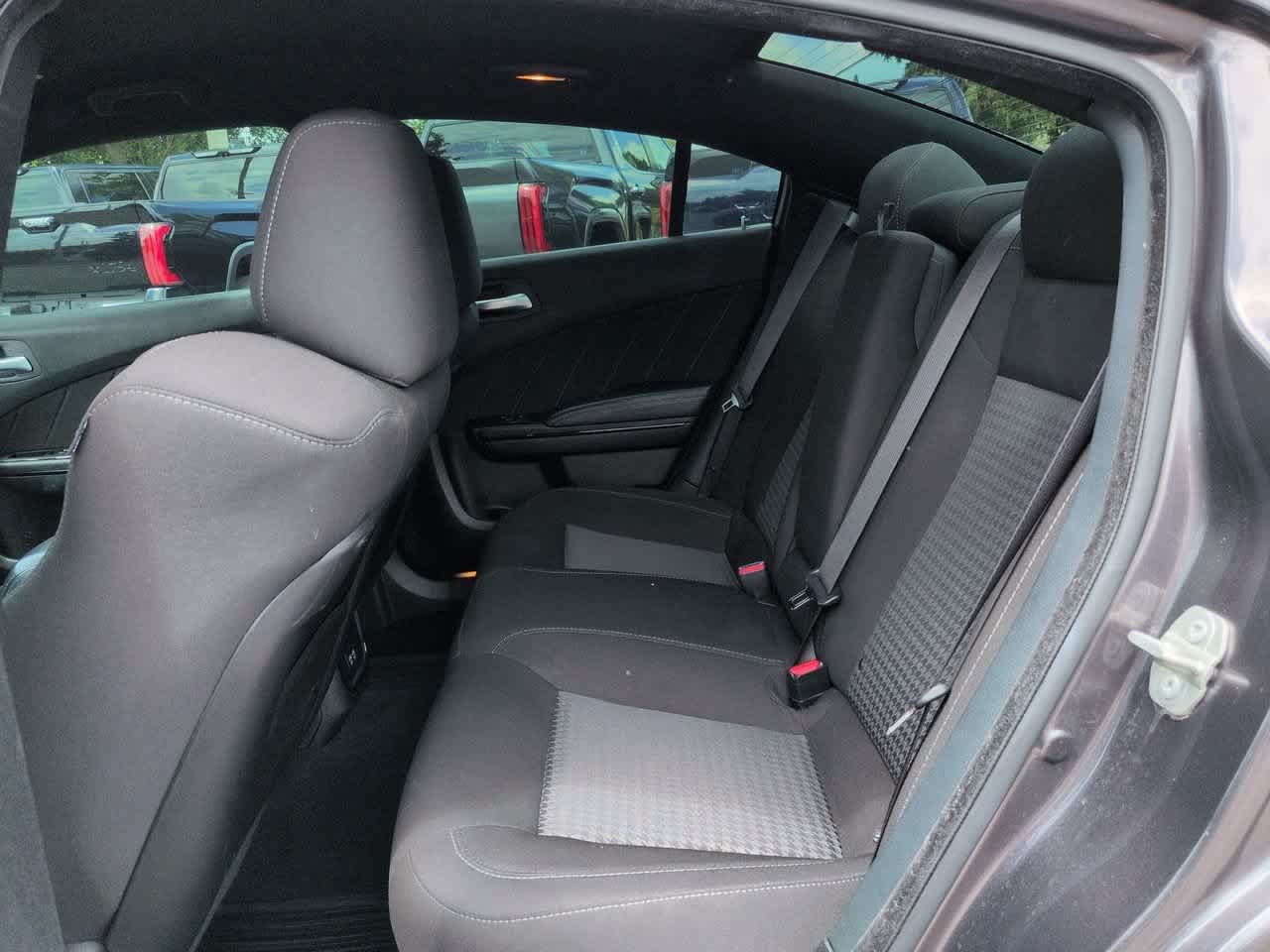 Used 2023 Granite Pearlcoat Dodge R/T image 13