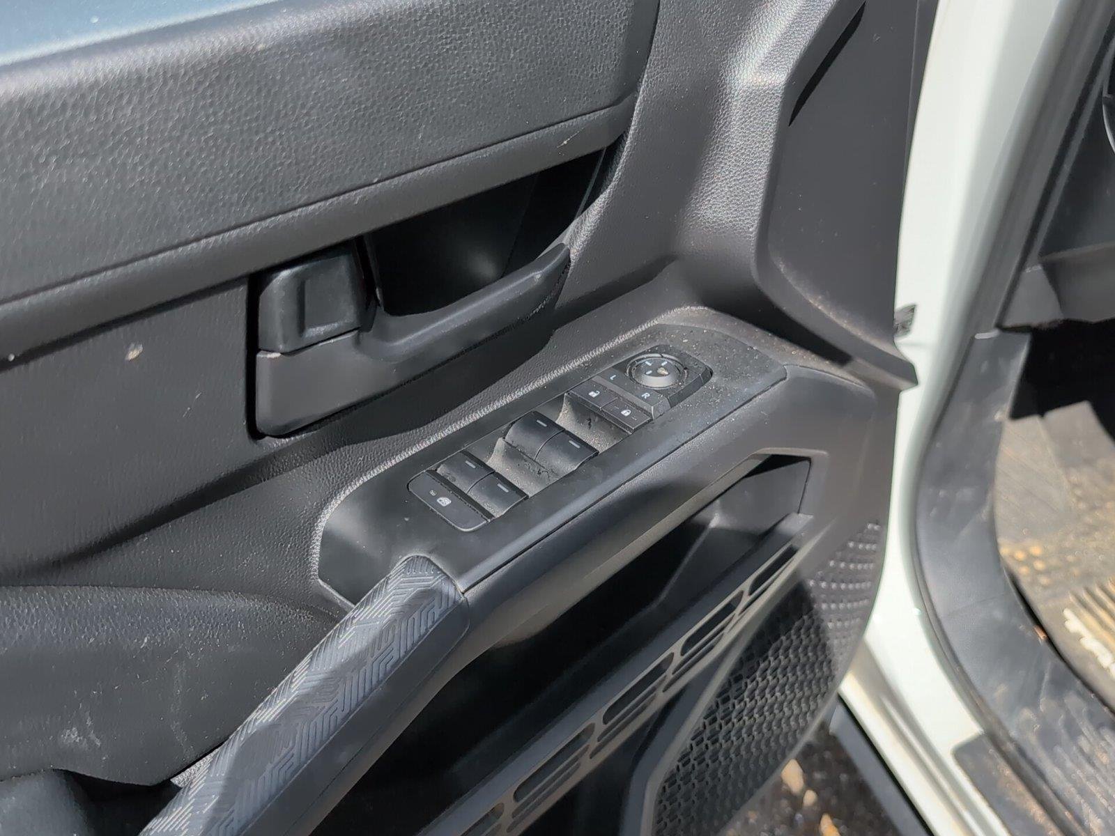 Used 2025 Ice Cap Toyota SR5 image 12
