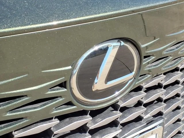 Used 2025 Green Lexus RX 350h image 26