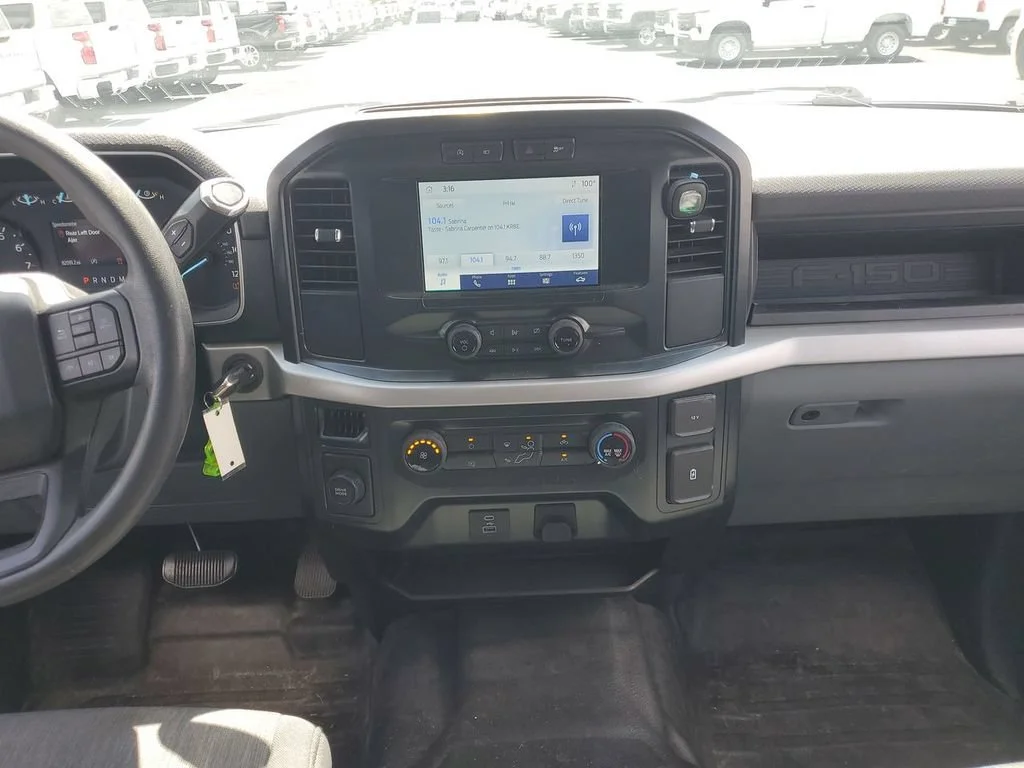 Used 2022 Blue Ford XL image 10