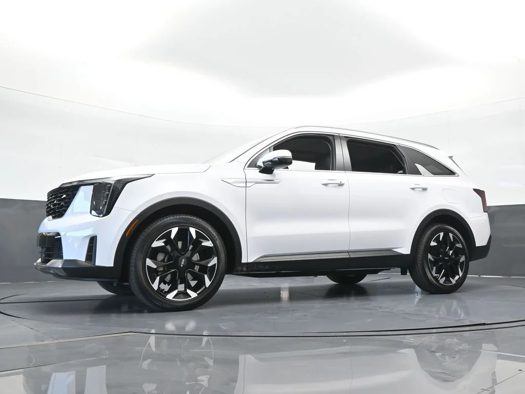 Used 2025 Glacial White Pearl Kia EX image 58