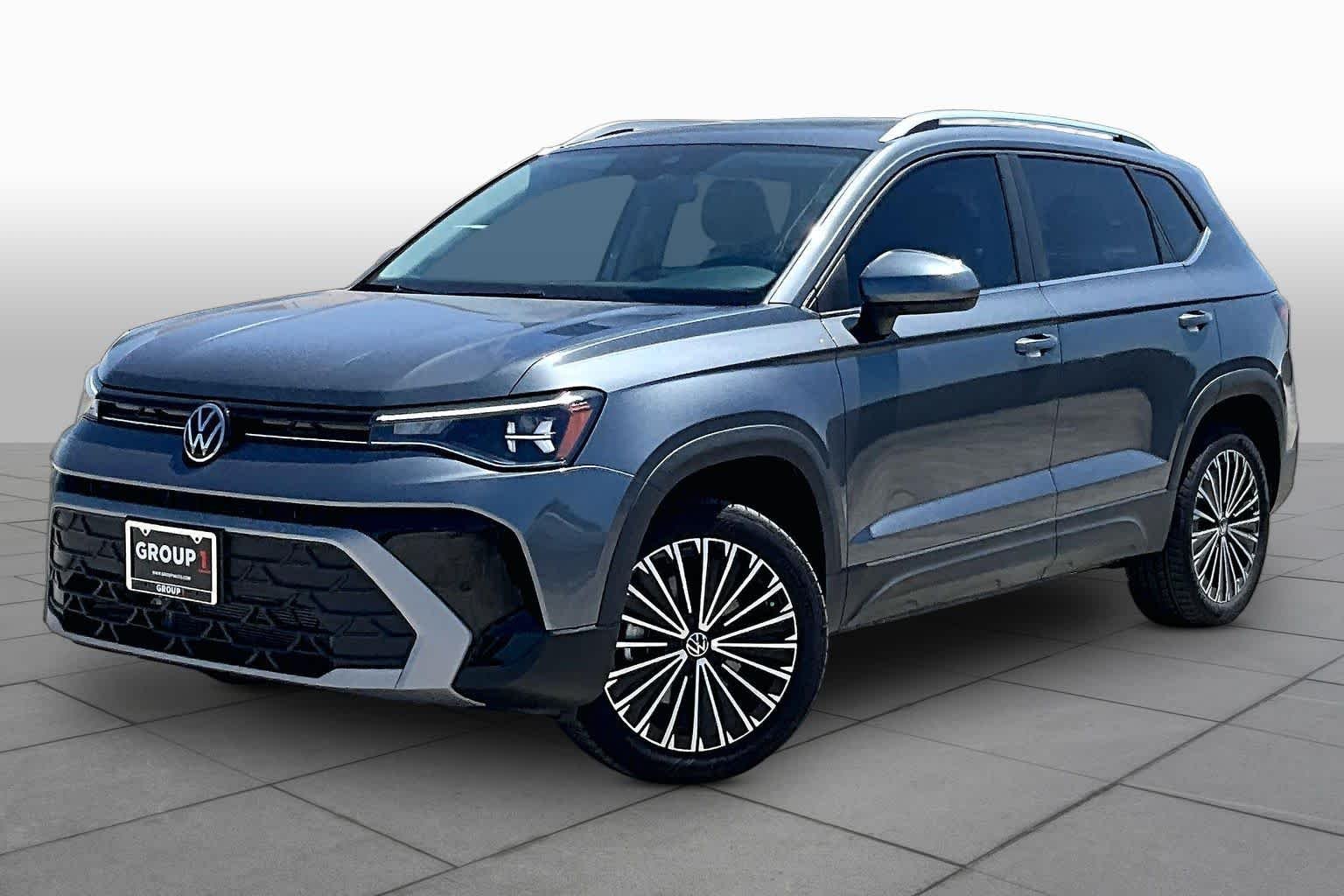 New 2026 Volkswagen Taos 1.5T SE FWD Sport Utility