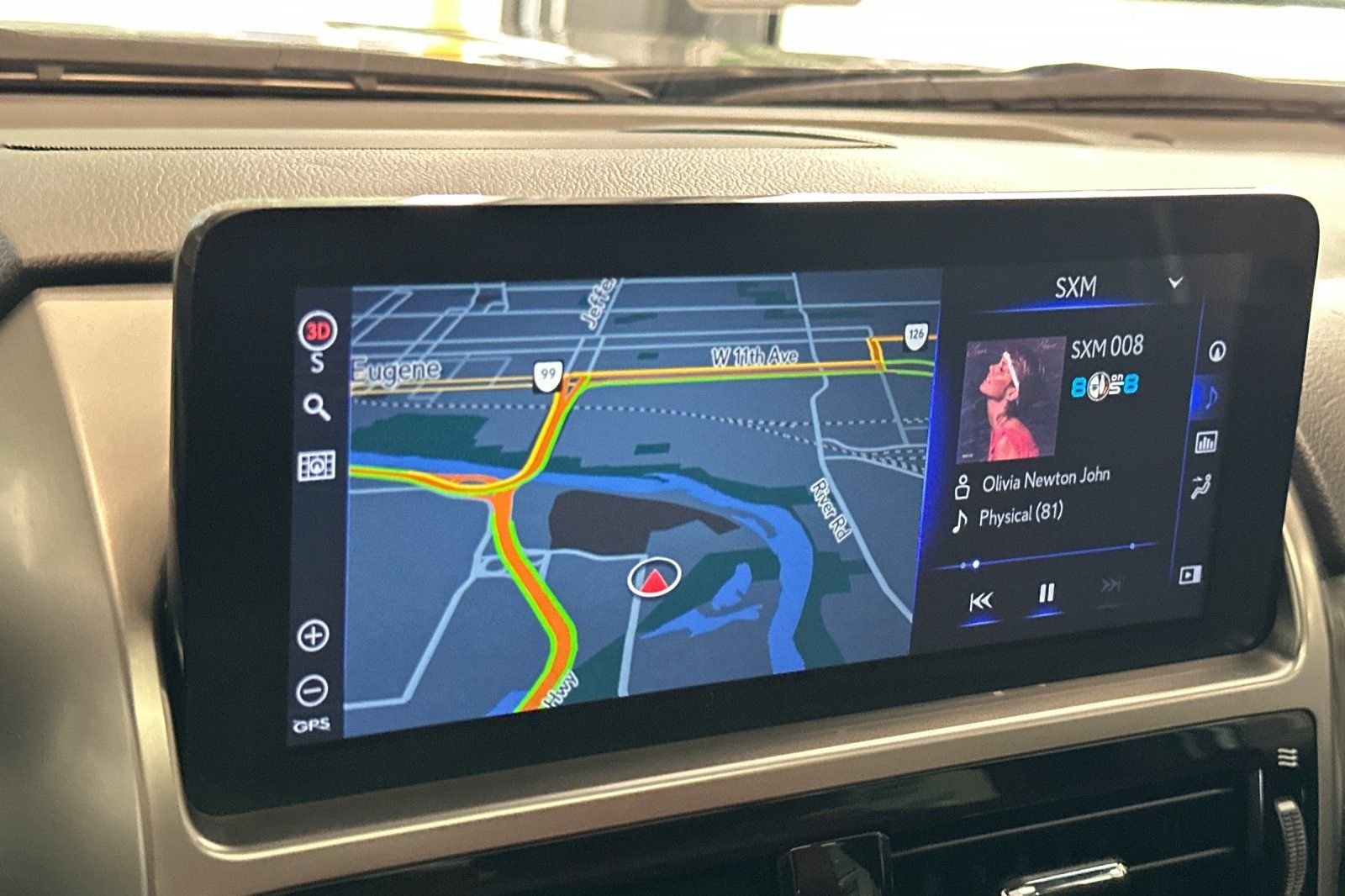 Used 2022 Silver Lexus 460 image 23