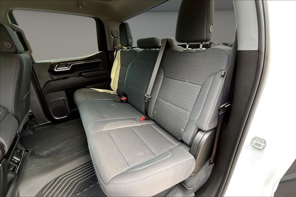 Used 2026 White Chevrolet LT Trail Boss image 26