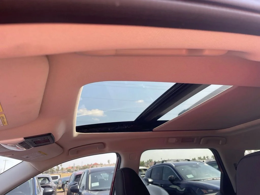 Used 2025 Red Nissan SV image 11