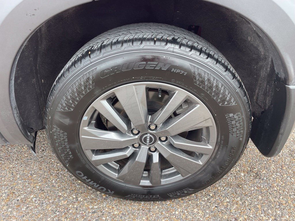 Used 2025 Red Nissan SV image 17