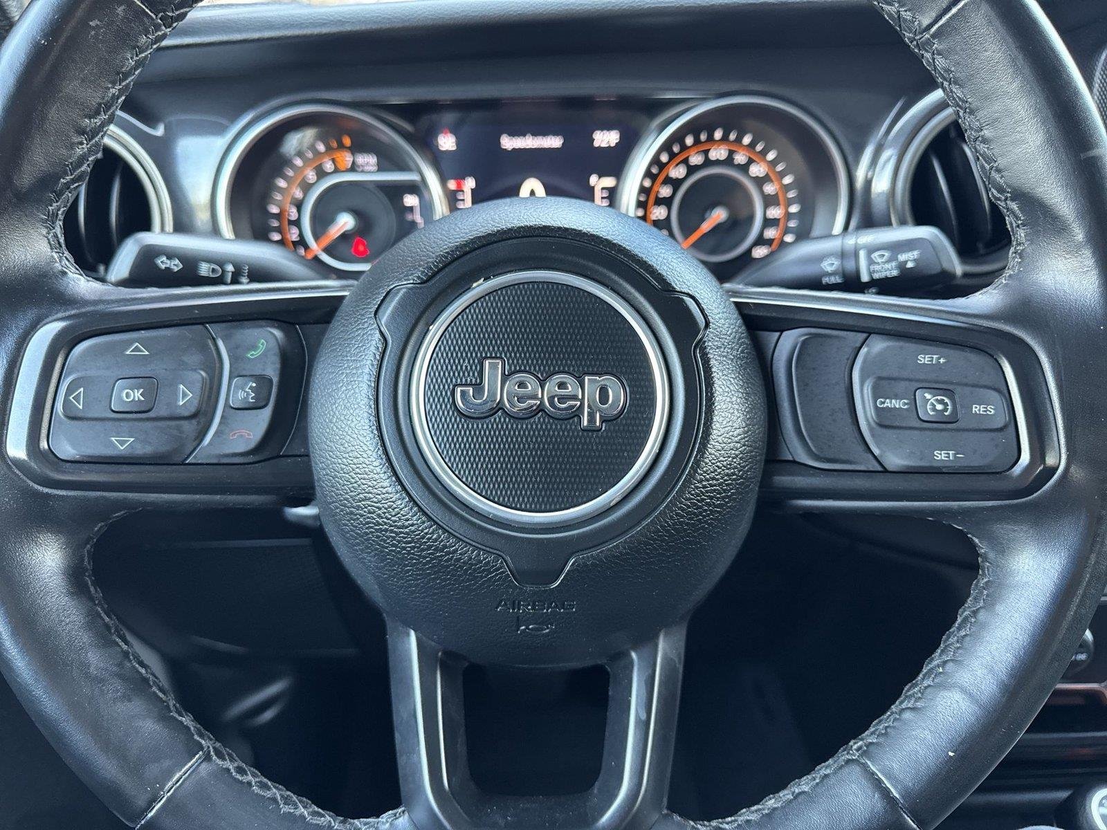 2022 Jeep Gladiator Altitude - Photo 19