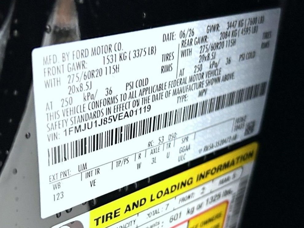 New 2027 Agate Black Metallic Ford Active image 28