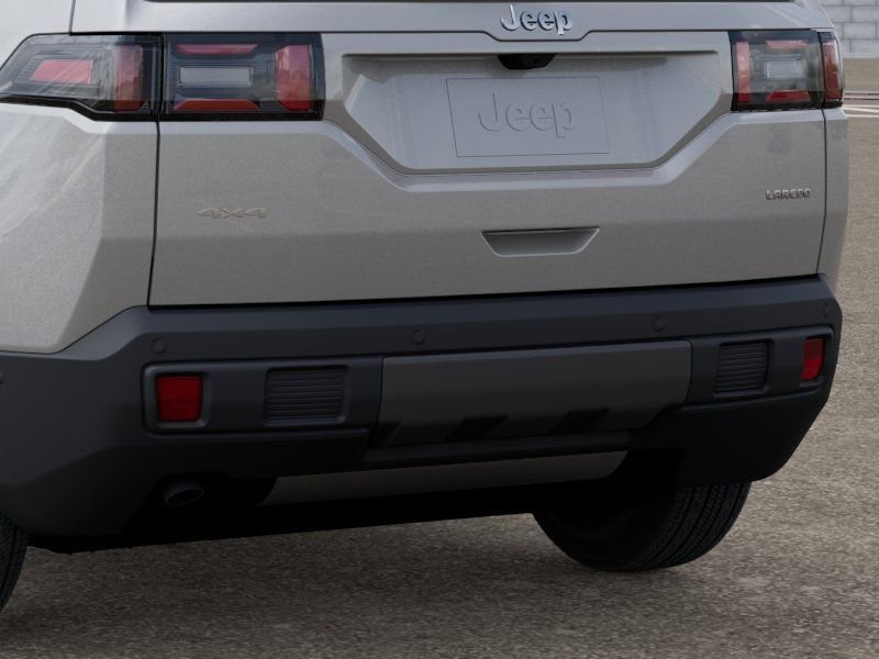 New 2026 Silver Zynith Clear-Coat Exterior Paint Jeep Laredo image 13