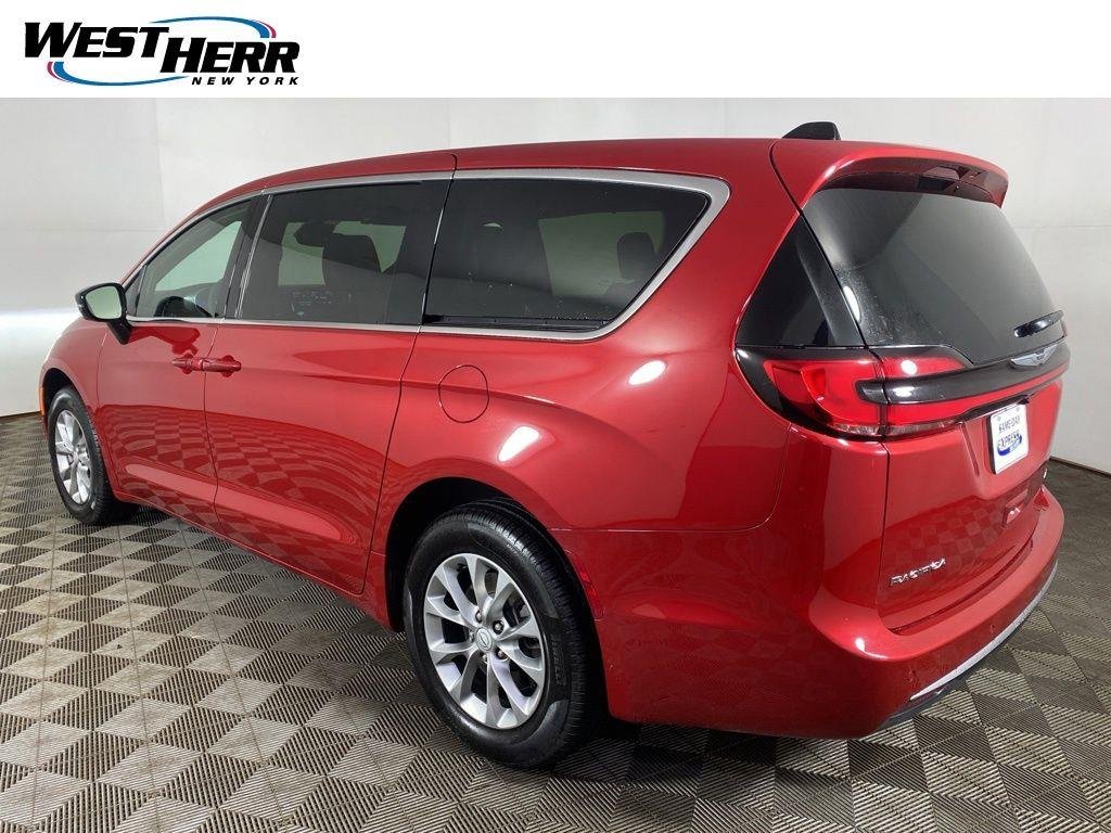 Used 2026 Red Hot Pearlcoat Chrysler Select AWD image 29