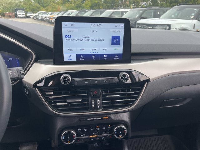 Used 2022 Blue Ford SEL image 29
