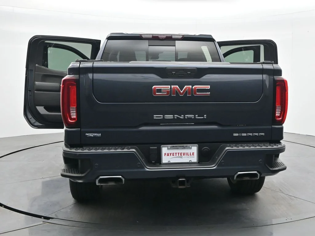 Used 2022 Blue GMC Denali image 40